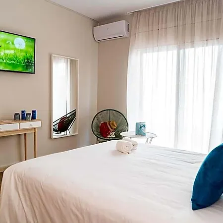 Aubi Hotel 2*