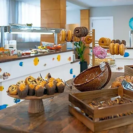 Aubi Hotel